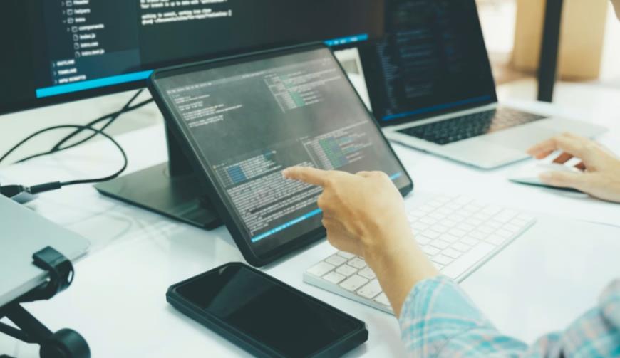 兰考县AI智能应用开发的关键命题:如何在释放员工效能的同时筑牢安全防线?